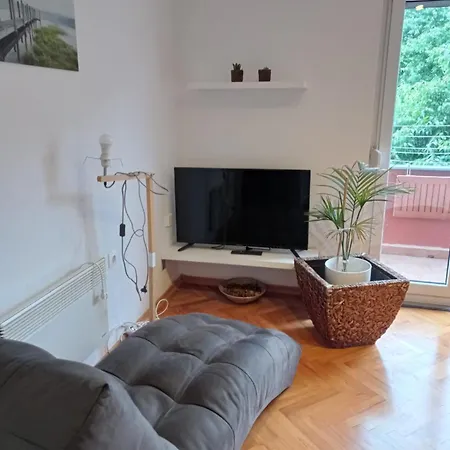 Apartment Five Minutes From City Center